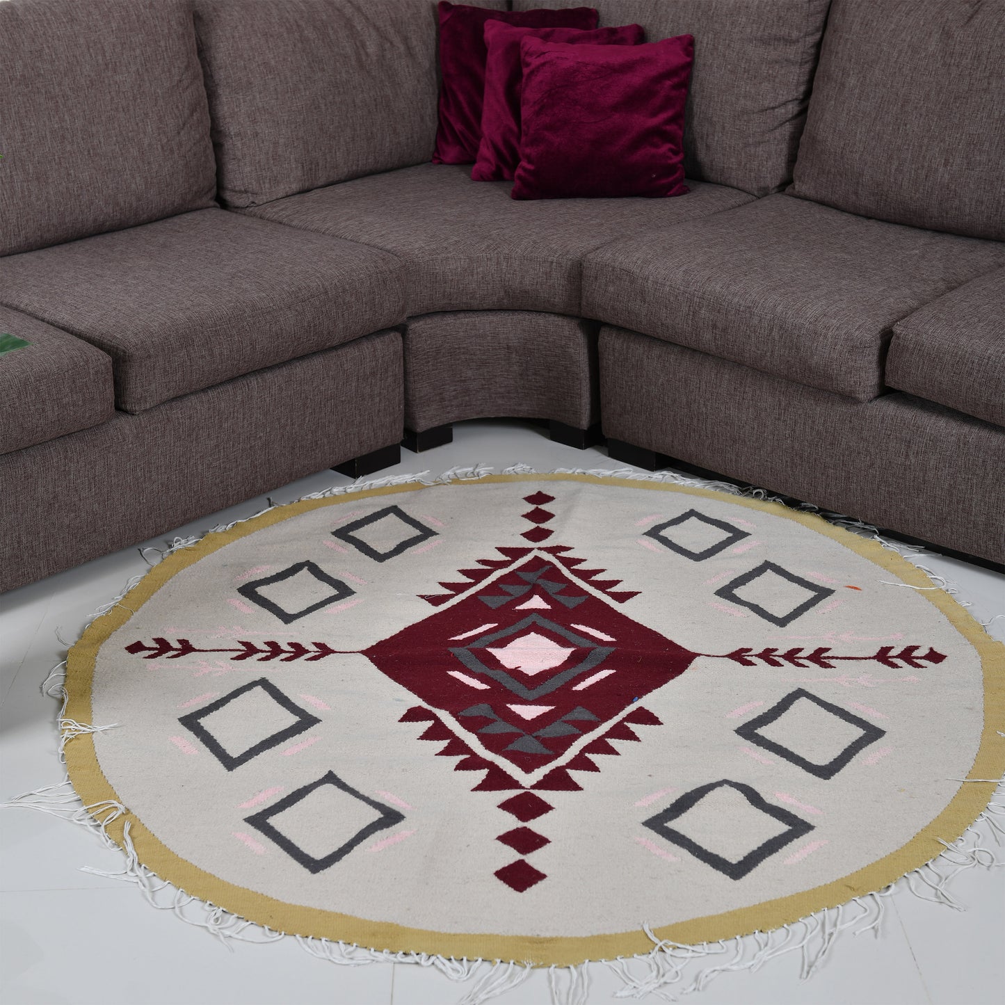 Maya Kilim Round Rug