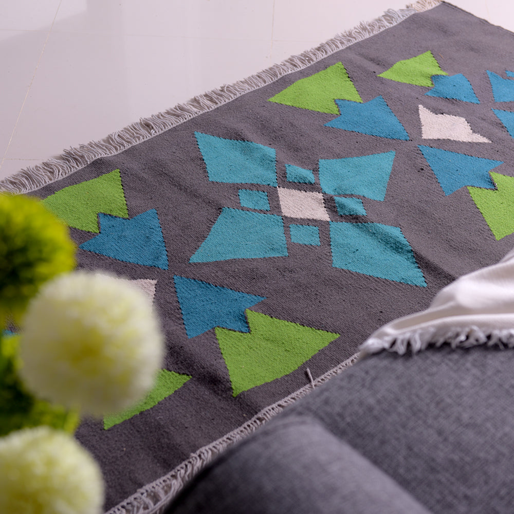 Tree Leaves Kilim Rug