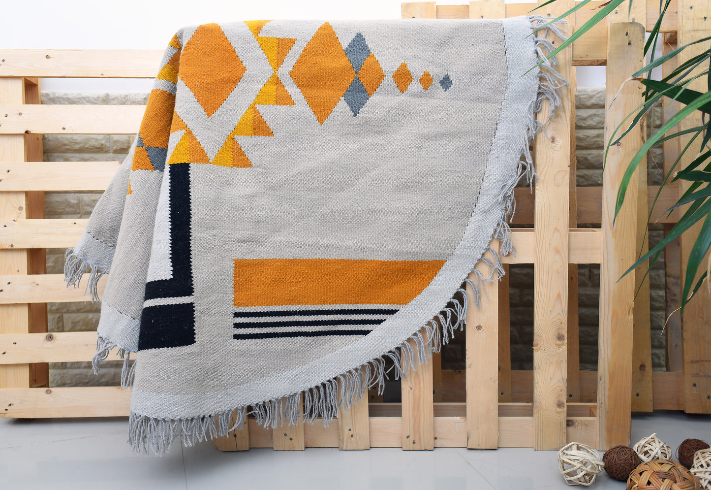 Shining Sun Kilim Round Rug